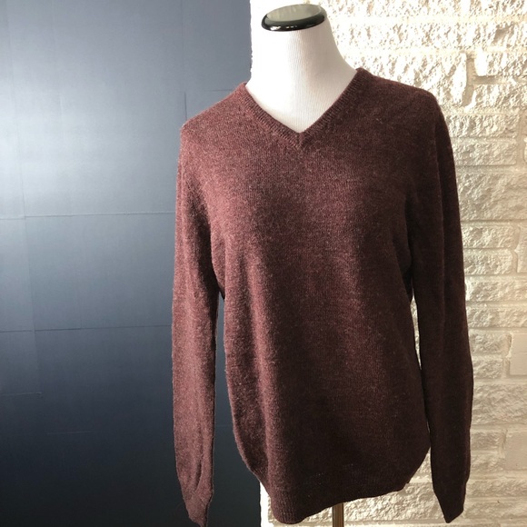 Crew Slim Merino V-Neck Elbow-Patch Sweater